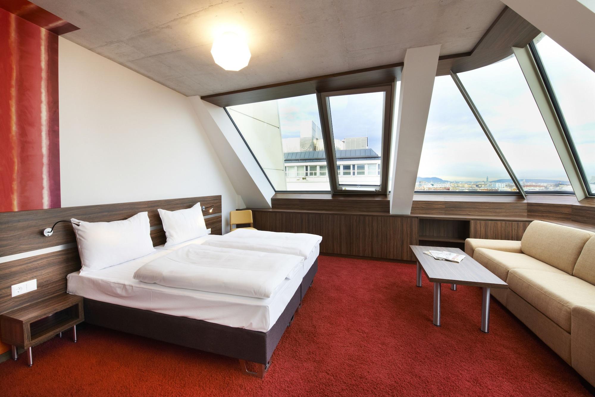 Simm'S Hotel - Cityhotel Next To Metro U3 Wina Bagian luar foto