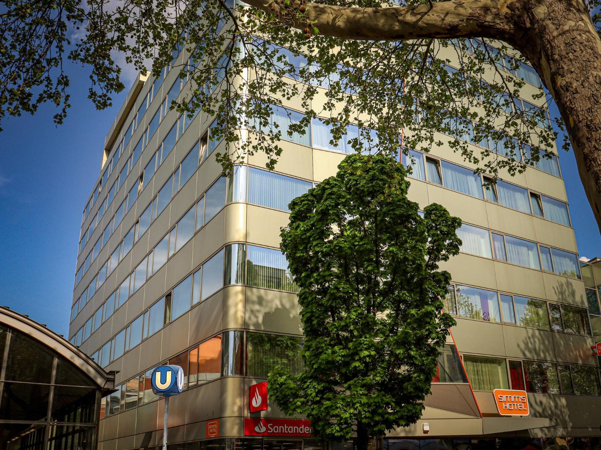 Simm'S Hotel - Cityhotel Next To Metro U3 Wina Bagian luar foto